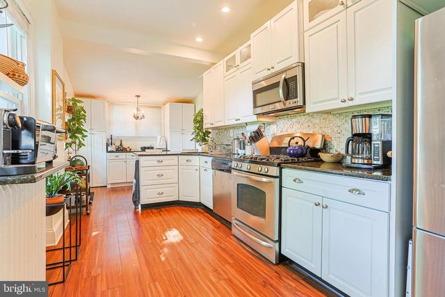 922 8TH AVE, Prospect Park, PA 19076