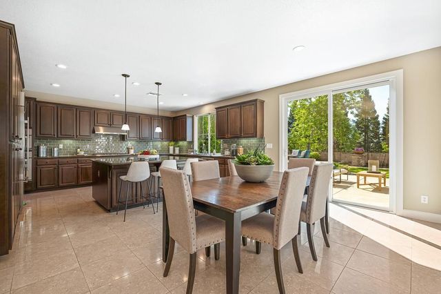 936 Anvil Cir, Rocklin, CA 95765