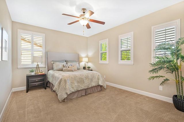 936 Anvil Cir, Rocklin, CA 95765