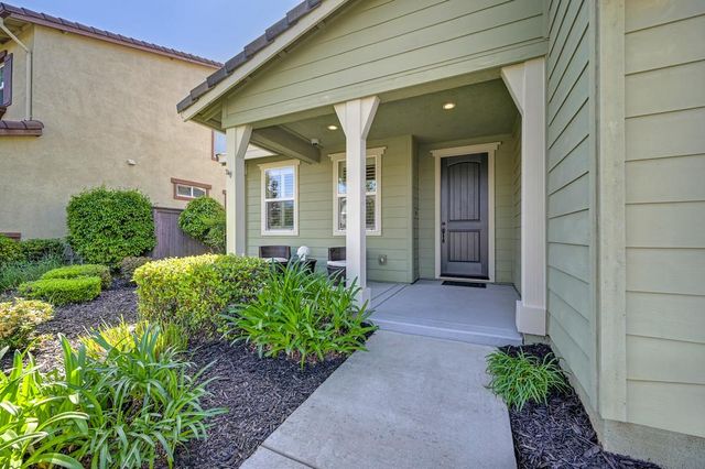 936 Anvil Cir, Rocklin, CA 95765