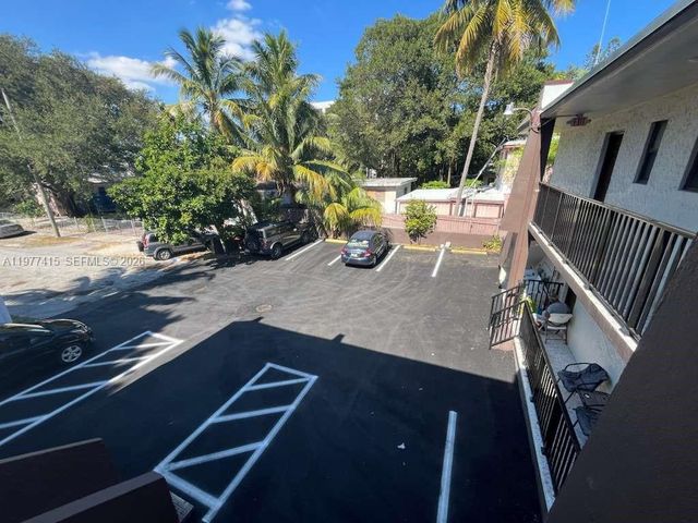 1484 NW 15th Avenue 3, Miami, FL 33125