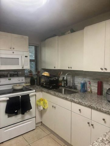 1484 NW 15th Avenue 3, Miami, FL 33125