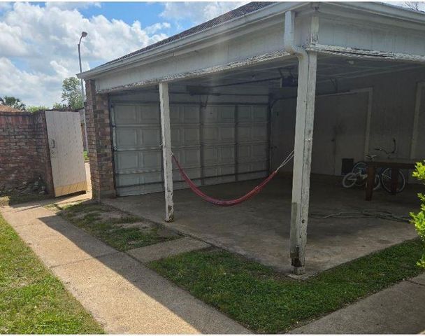 8718 Brummel Drive, Houston, TX 77099