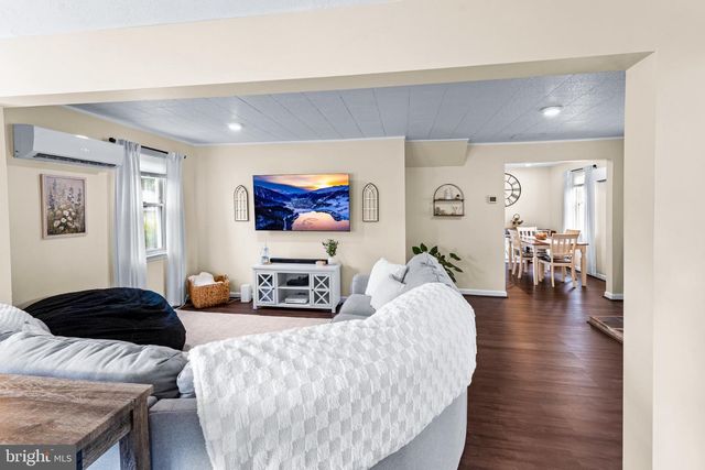 7800 APPLETREE RD, Pasadena, MD 21122