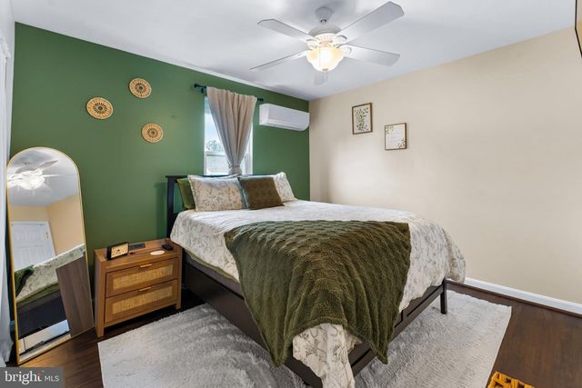 7800 APPLETREE RD, Pasadena, MD 21122