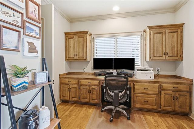 138 S Shore Drive, Lake Winnebago, MO 64034