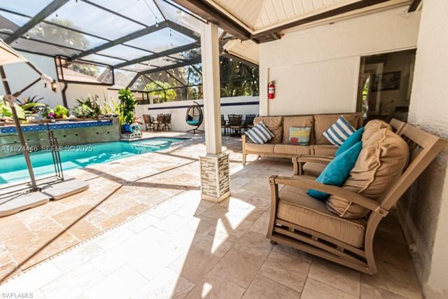 740 31ST ST SW, Naples, FL 34117