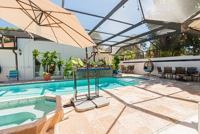 740 31ST ST SW, Naples, FL 34117