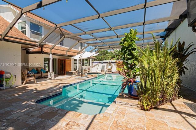 740 31ST ST SW, Naples, FL 34117