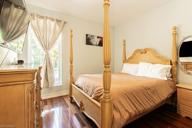 740 31ST ST SW, Naples, FL 34117