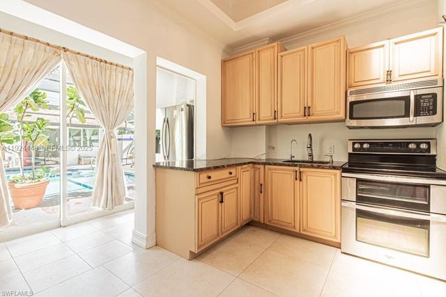 740 31ST ST SW, Naples, FL 34117