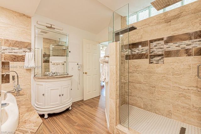 740 31ST ST SW, Naples, FL 34117