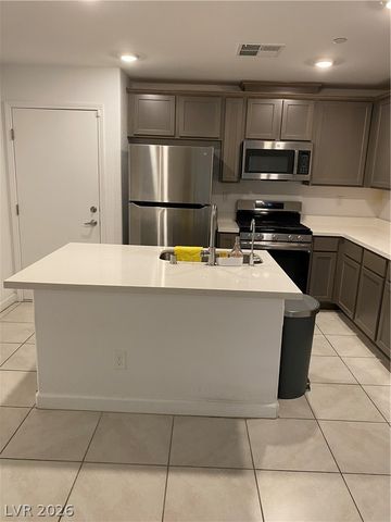 3622 Hestia Avenue, Las Vegas, NV 89106