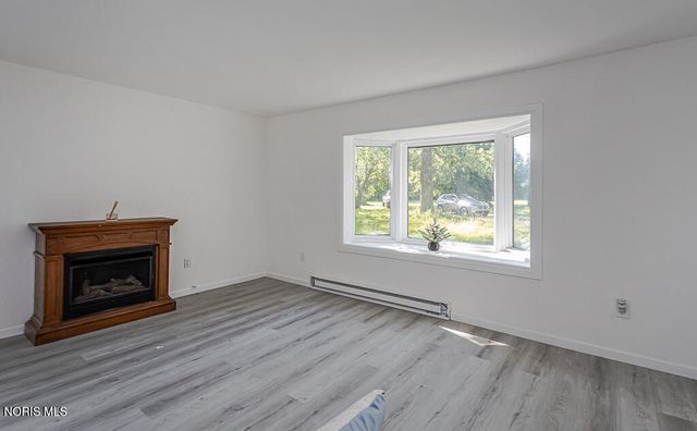 14590 Liberty Hi Road, Bowling Green, OH 43402