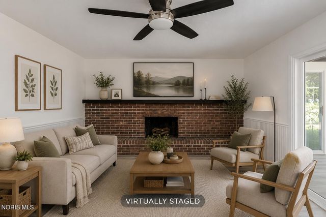 14590 Liberty Hi Road, Bowling Green, OH 43402