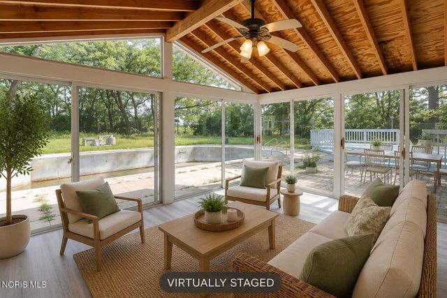 14590 Liberty Hi Road, Bowling Green, OH 43402