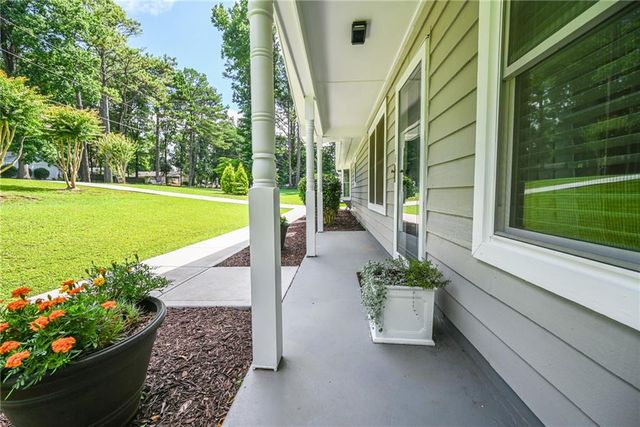 4535 Keith Drive SW, Lilburn, GA 30047