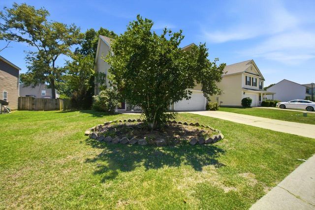 1009 Golden Aspen Drive, Moncks Corner, SC 29461