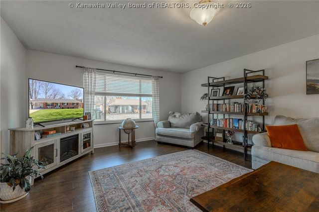 1413 Princess Drive, South Charleston, WV 25309