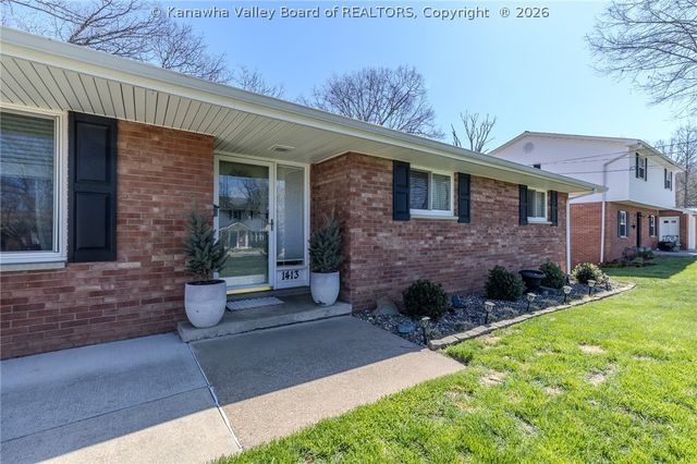 1413 Princess Drive, South Charleston, WV 25309