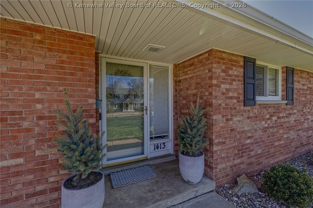 1413 Princess Drive, South Charleston, WV 25309