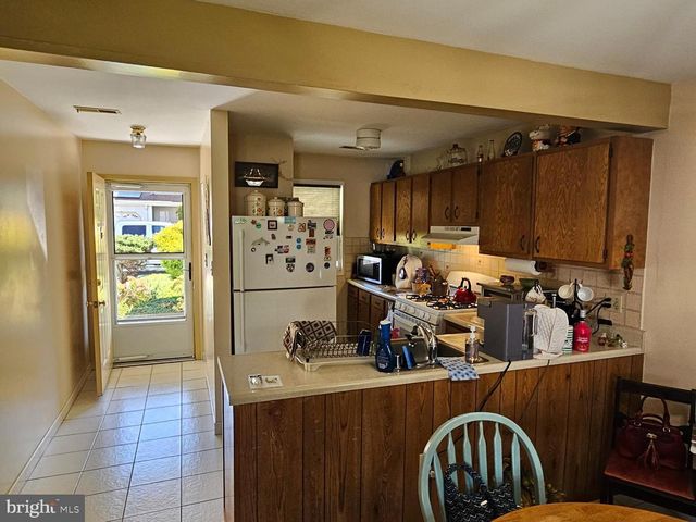 406 DRAGON LN, Bear, DE 19701