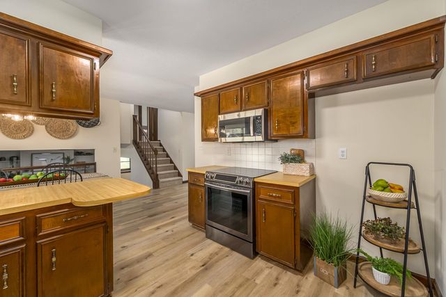 1100 E Market St, Derby, KS 67037