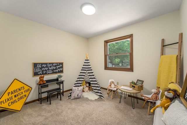 1100 E Market St, Derby, KS 67037