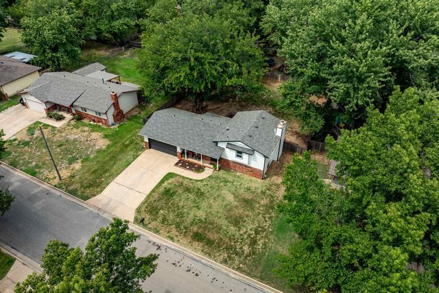 1100 E Market St, Derby, KS 67037