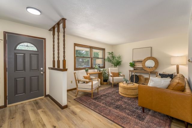 1100 E Market St, Derby, KS 67037