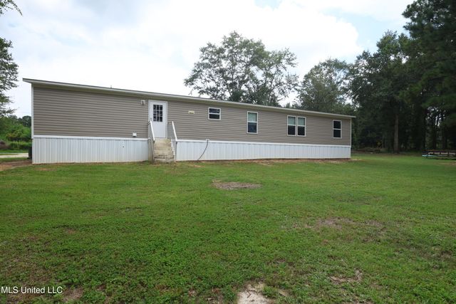 16073 Honeymoon Hill Road, Kiln, MS 39556