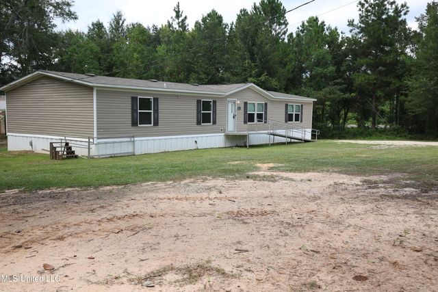 16073 Honeymoon Hill Road, Kiln, MS 39556