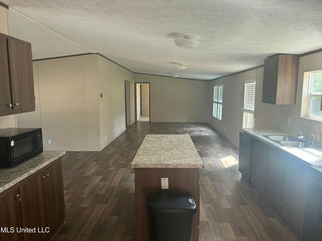 16073 Honeymoon Hill Road, Kiln, MS 39556