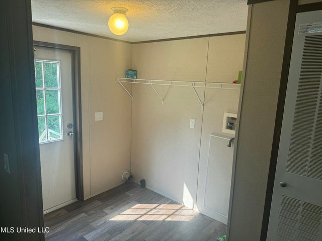 16073 Honeymoon Hill Road, Kiln, MS 39556