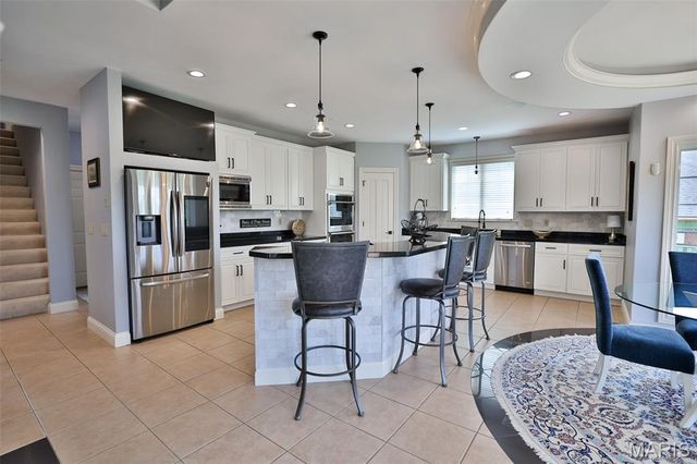 101 Waterfall Court, Glen Carbon, IL 62034