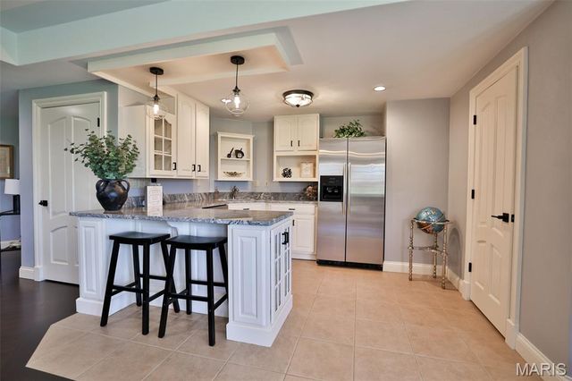 101 Waterfall Court, Glen Carbon, IL 62034