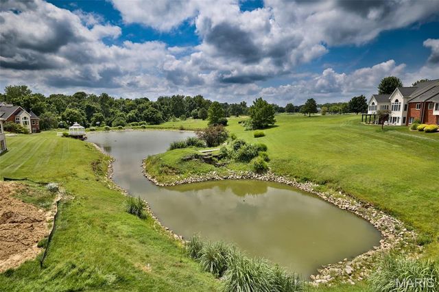 101 Waterfall Court, Glen Carbon, IL 62034