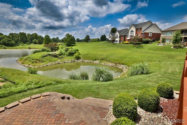 101 Waterfall Court, Glen Carbon, IL 62034