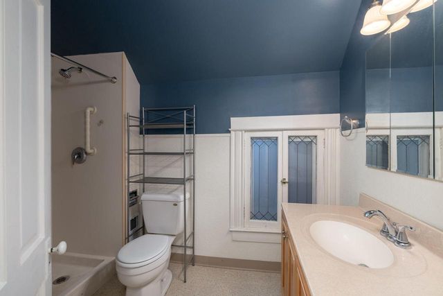 530 8th St STREET S, La Crosse, WI 54601