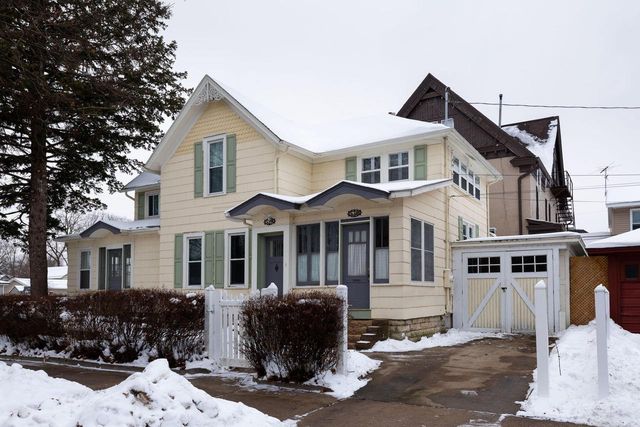 530 8th St STREET S, La Crosse, WI 54601