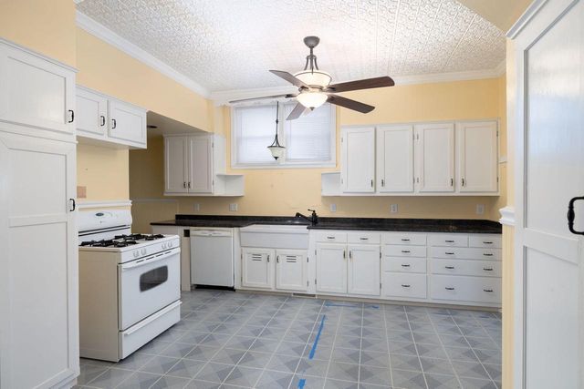 530 8th St STREET S, La Crosse, WI 54601