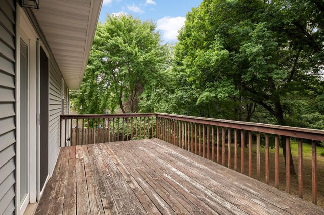 18993 Jordan Trail, Lakeville, MN 55044