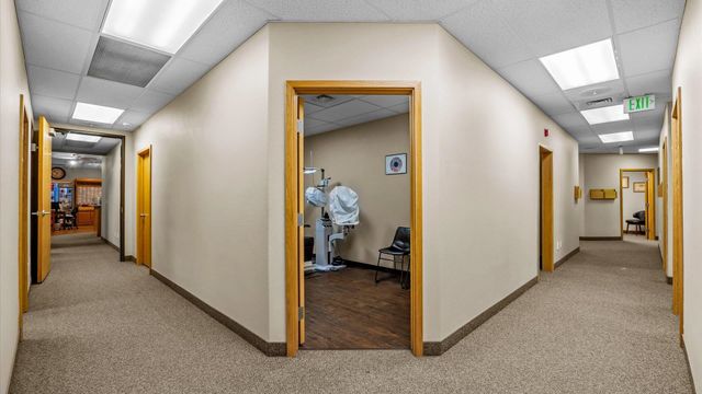 2737 Crossroads Boulevard, Grand Junction, CO 81506