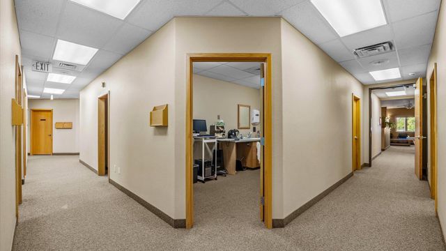 2737 Crossroads Boulevard, Grand Junction, CO 81506