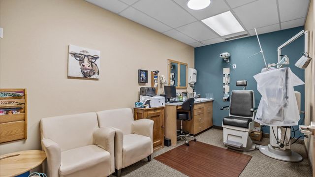 2737 Crossroads Boulevard, Grand Junction, CO 81506