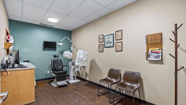 2737 Crossroads Boulevard, Grand Junction, CO 81506