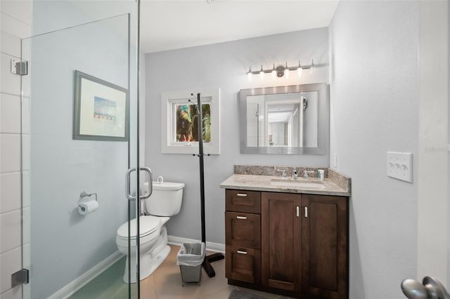 3331 OLD OAK DRIVE, Sarasota, FL 34239