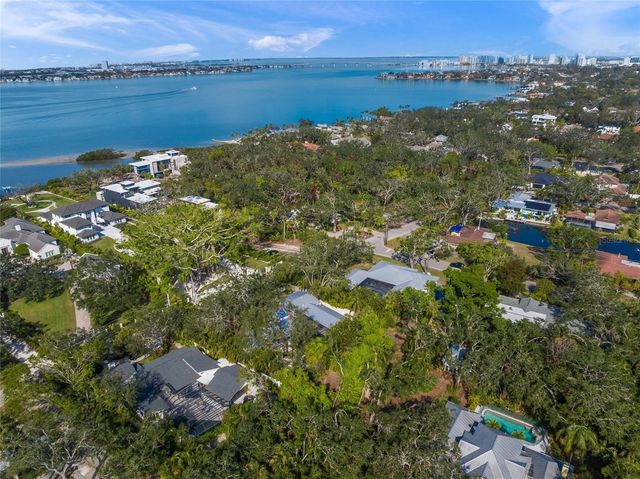 3331 OLD OAK DRIVE, Sarasota, FL 34239
