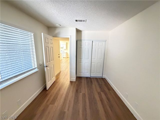 3517 Folage Drive 4, Las Vegas, NV 89110