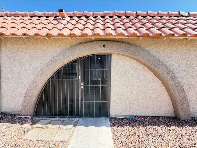 3517 Folage Drive 4, Las Vegas, NV 89110